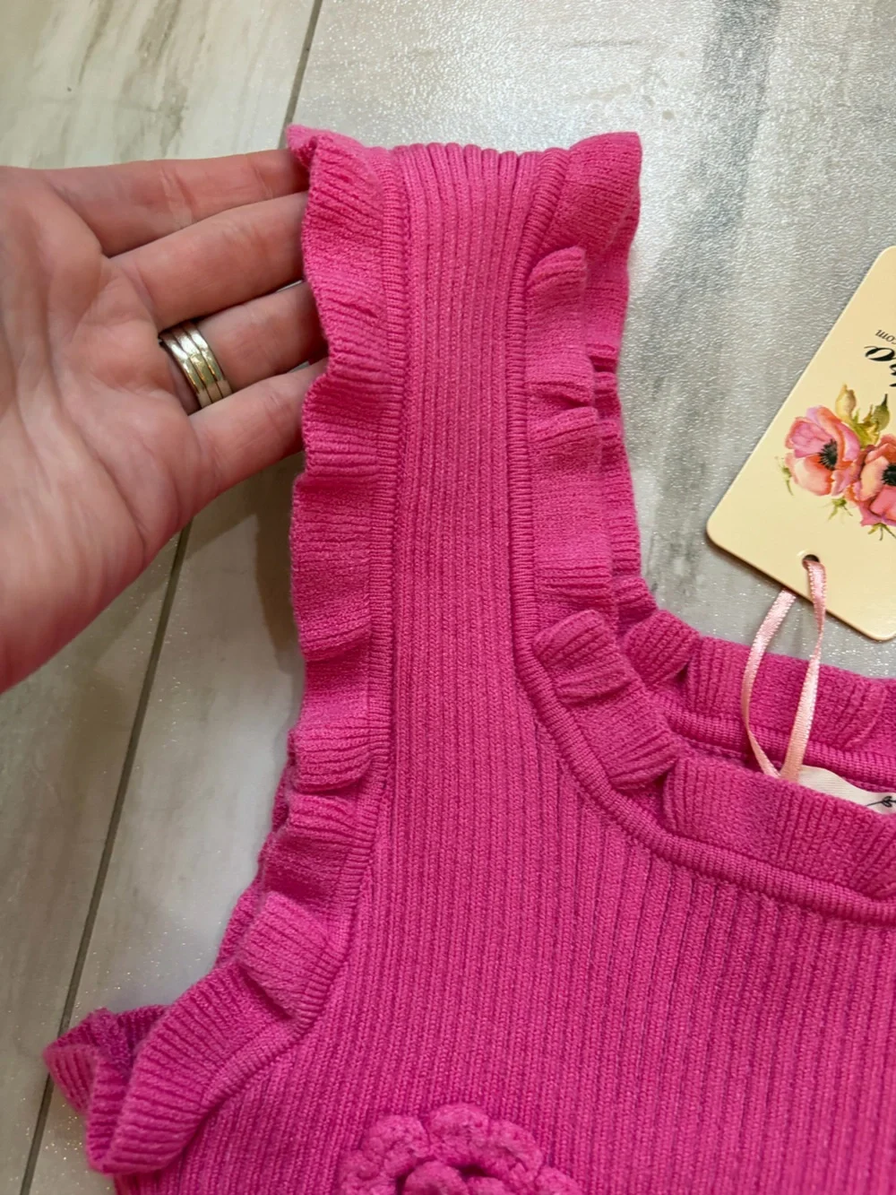NWT Entro Hot Pink Sweater Knit Crochet Flower Ruffled Tank Top Women’s L